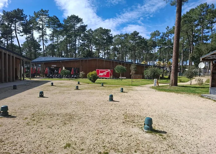 Mobil 8 Personnes 3 * Saint-Julien-en-Born